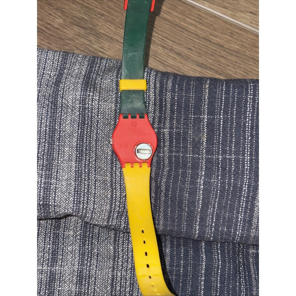 Vintage 1985 Ladies Swatch Watch Mc Swatch LR105 - Picture 4 of 4